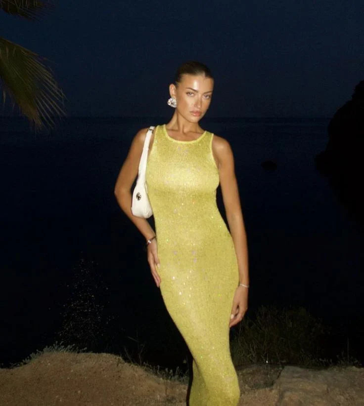 Kelly | Luminique Curve Dress