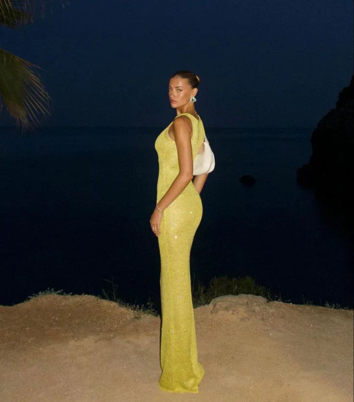 Kelly | Luminique Curve Dress